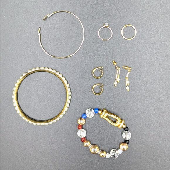 10 pc Designer & Vintage Jewelry Lot – Laura Tanner, French Connection, Monet - Picture 9 of 10